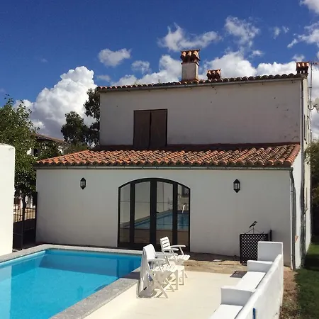 Quinta La Encarnacion 4* Касар-де-Касерес