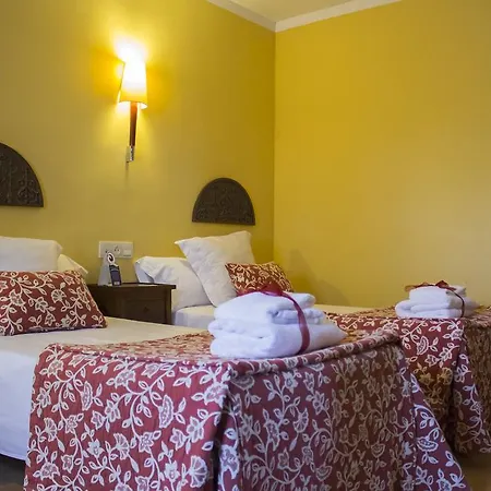 Quinta La Encarnacion Отель Касар-де-Касерес